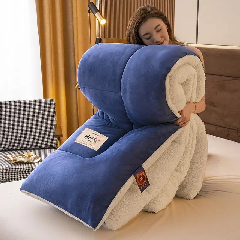Cozy Students Fall and Winter Wool Comforter: Thickened Duvet with Skin-Friendly Cotton for Ultimate Warmth