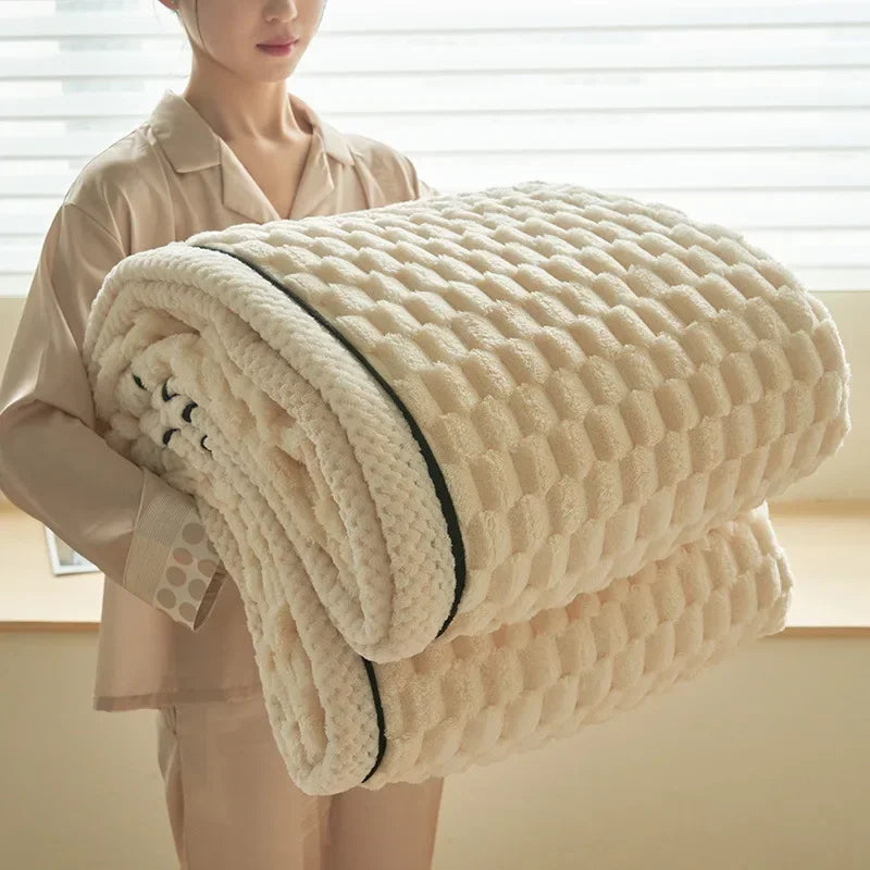 Luxuriously Soft Plaid Blanket – Sumptuous Plush Throw for Cozy Beds, Sofas, and Office Naps – Available in Multiple Sizes!