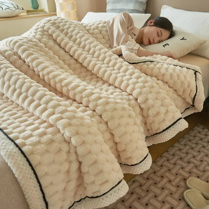 Luxuriously Soft Plaid Blanket – Sumptuous Plush Throw for Cozy Beds, Sofas, and Office Naps – Available in Multiple Sizes!