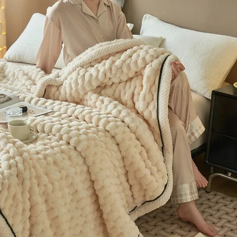 Luxuriously Soft Plaid Blanket – Sumptuous Plush Throw for Cozy Beds, Sofas, and Office Naps – Available in Multiple Sizes!