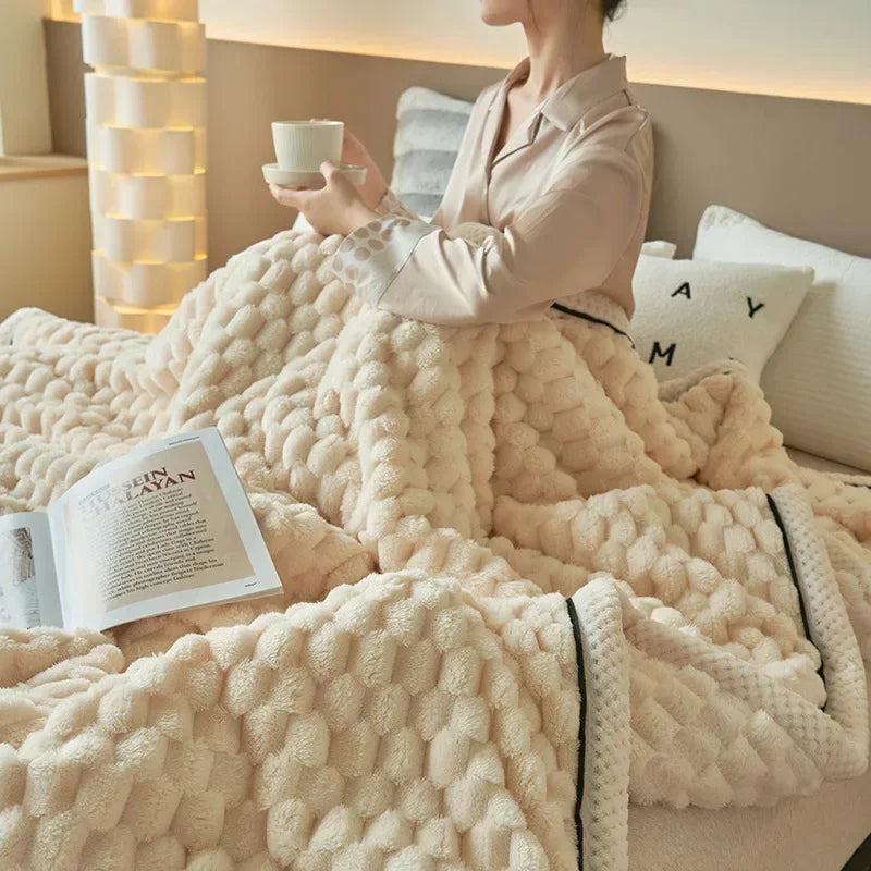 Luxuriously Soft Plaid Blanket – Sumptuous Plush Throw for Cozy Beds, Sofas, and Office Naps – Available in Multiple Sizes!